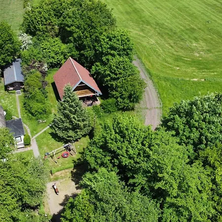 Ulmenhof Melfsen - Gemuetliches Auf Dem Bauernhof * Эферзее